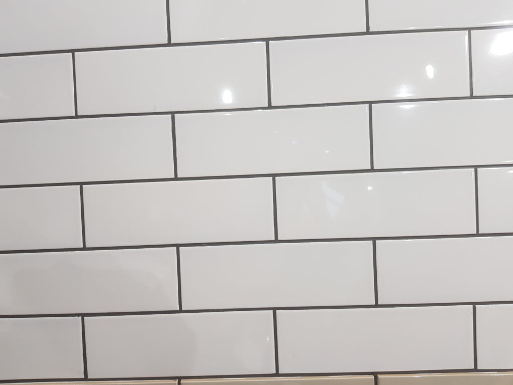 100X300 GLOSS WHITE - Brisbane Tiles